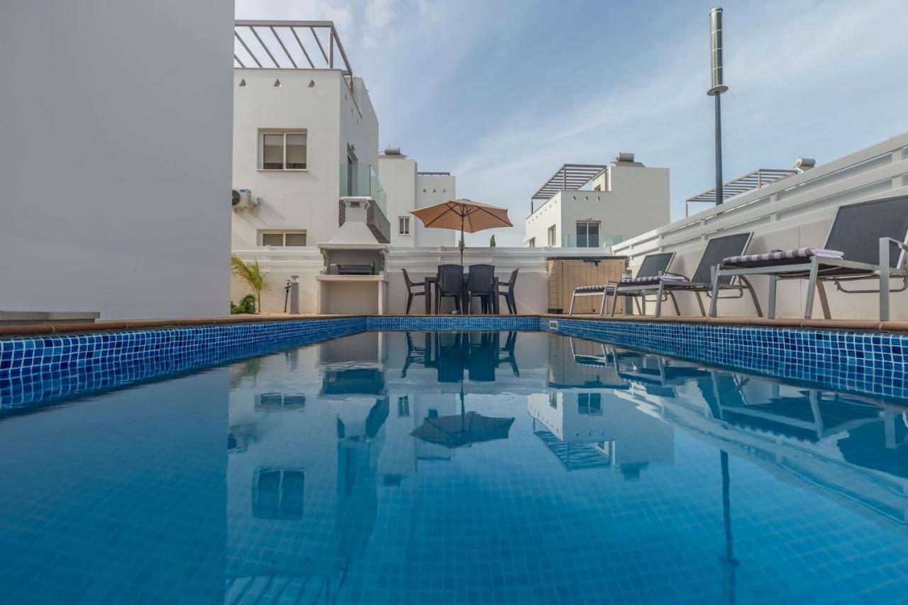 Nissini Villas 2 Ayia Napa Ngoại thất bức ảnh